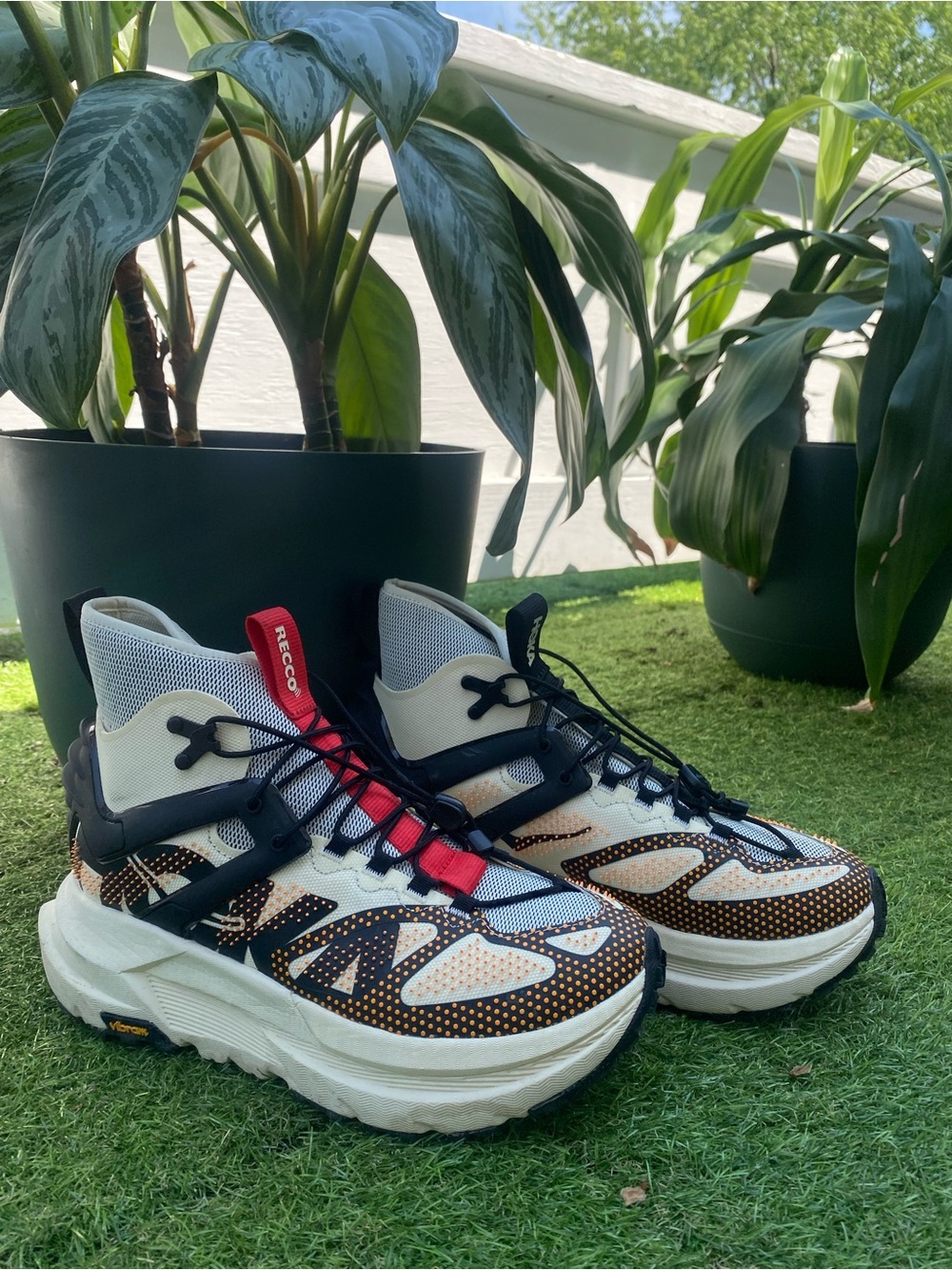 Hoka trail run hiking boots